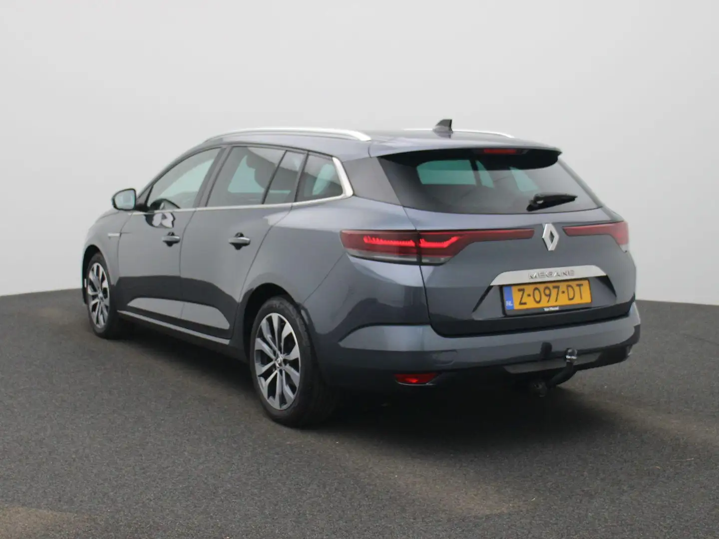 Renault Megane Estate 1.3 TCe 140 PK Techno Navigatie | Climate C Grijs - 2