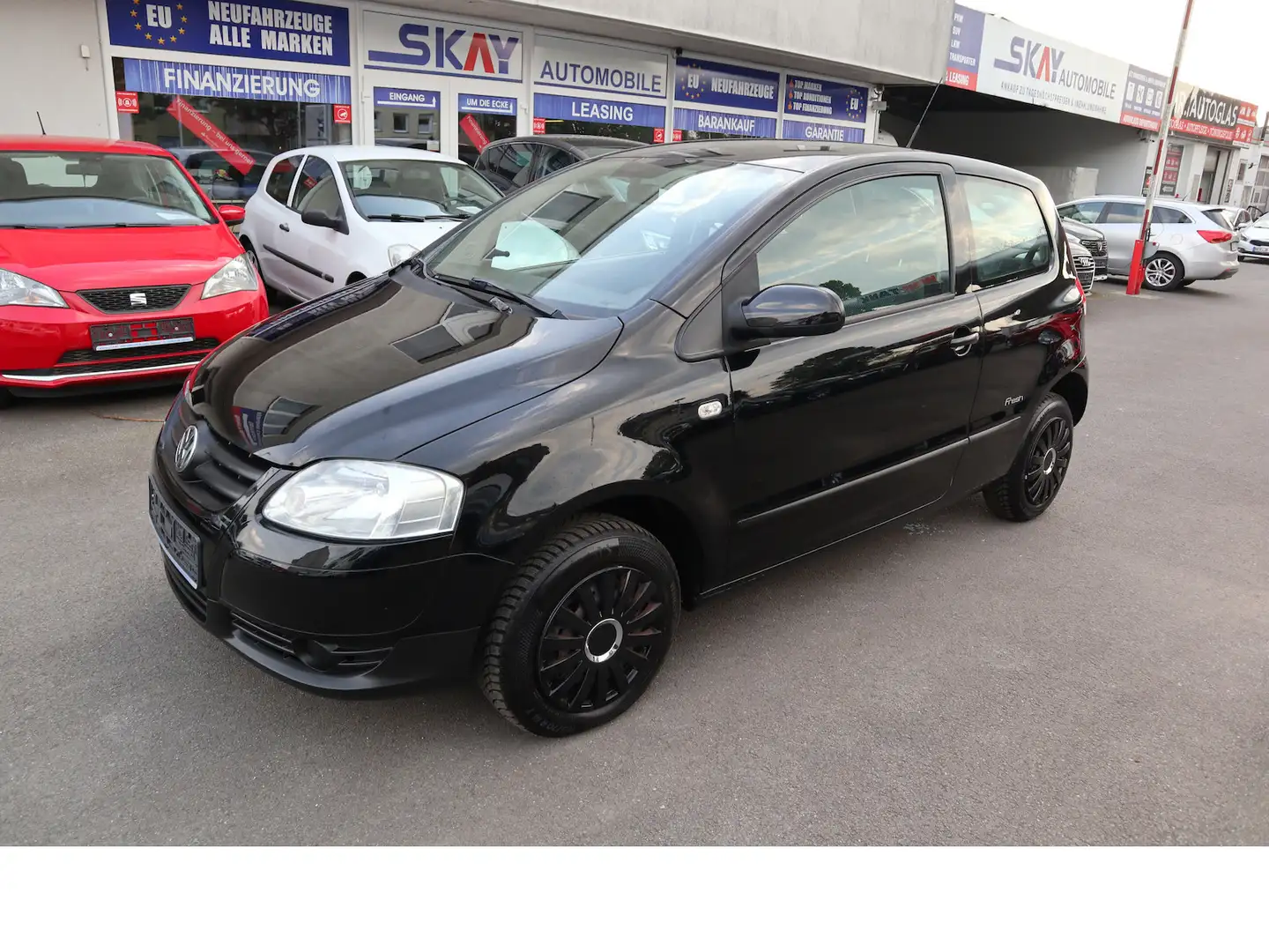 Volkswagen Fox Trendline Zwart - 2