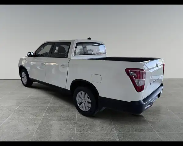 KGM Rexton view 6