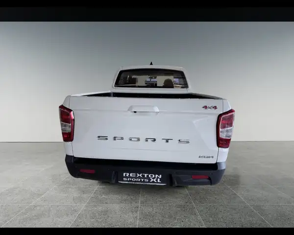 KGM Rexton view 4