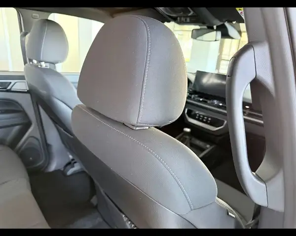 KGM Rexton view 9