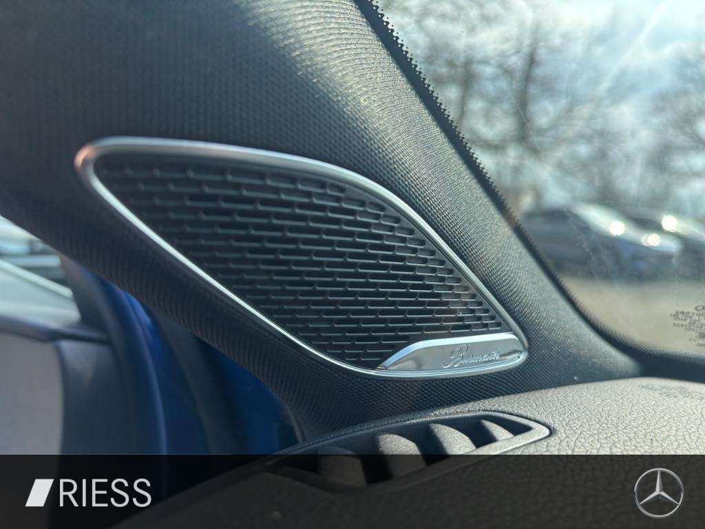 Mercedes-Benz A 220