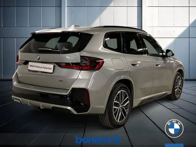BMW X1 view 6