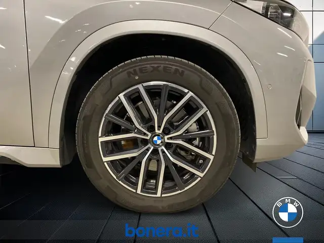 BMW X1 view 12