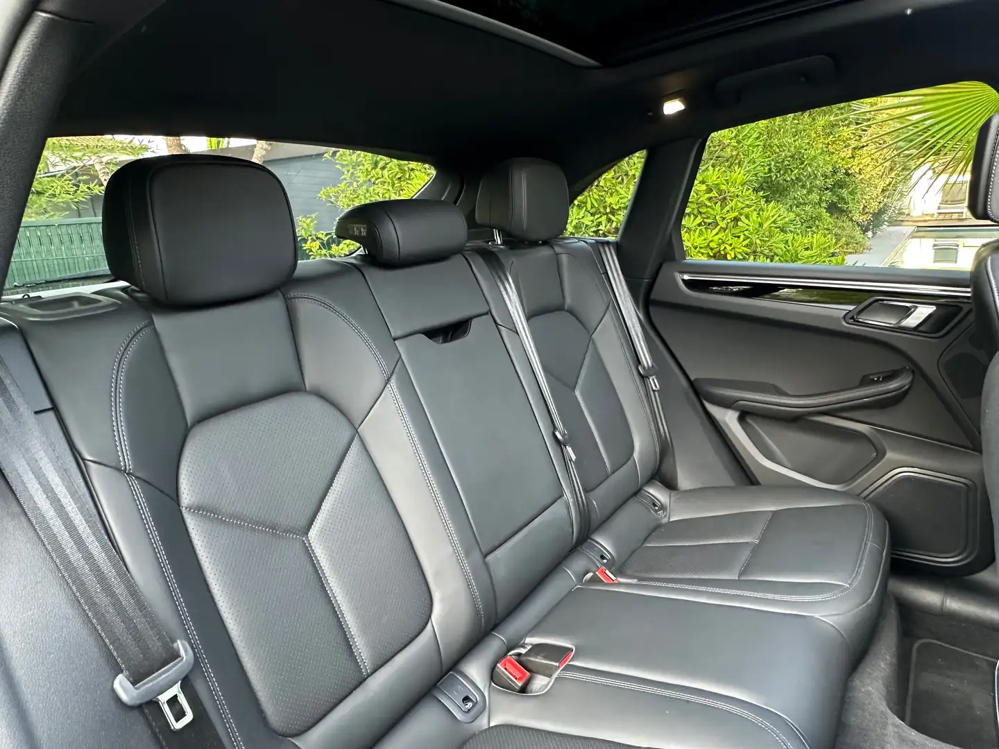 Porsche Macan Macan S 3.0 V6 BiTurbo PDK Zwart - 2