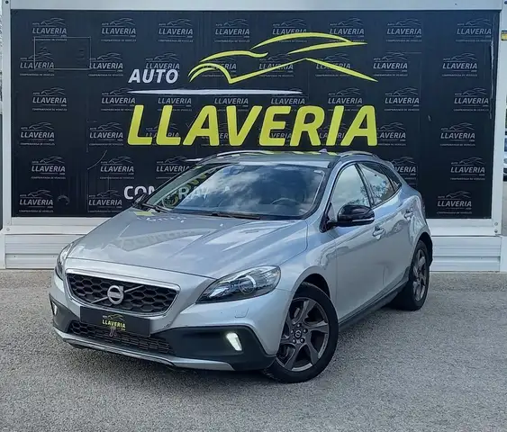 Volvo V40 Cross Country D3 Momentum Aut.