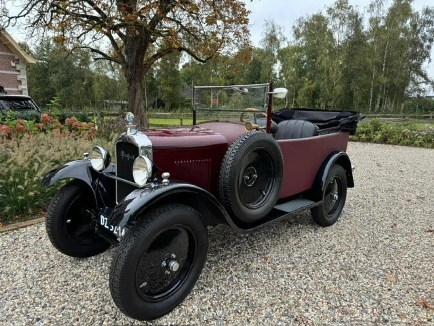 Peugeot 172 S cabrio 4 zits oldtimer Червоний - 2