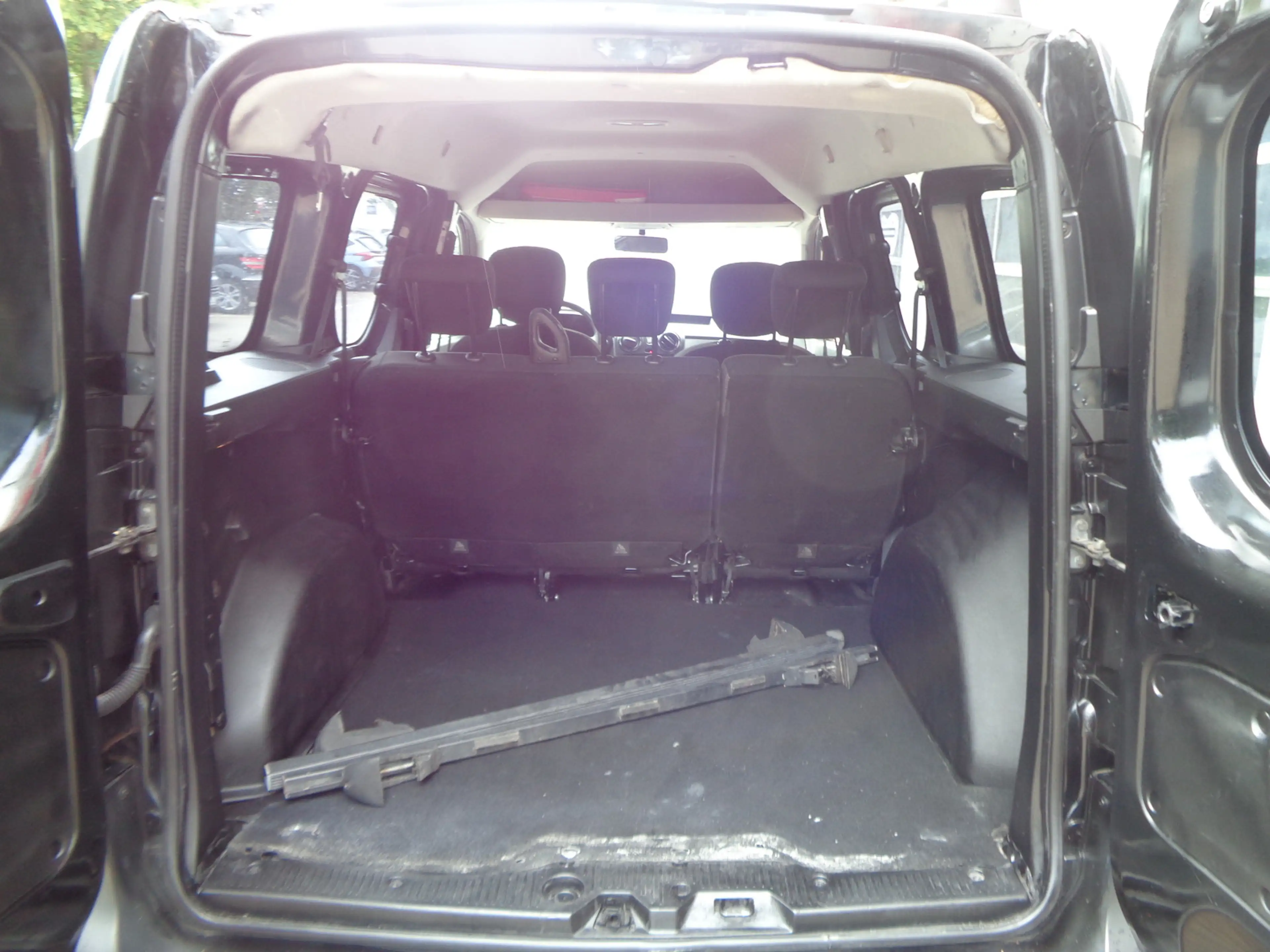 Dacia Dokker 1.6 — photo 6