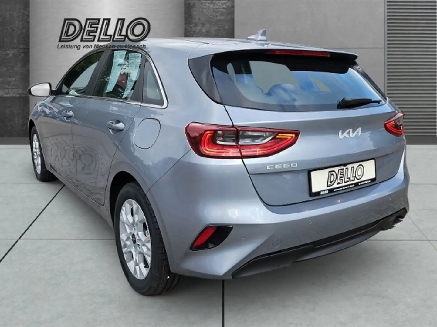 Kia Ceed / cee'd Ultimate Edition ''Verfügbar ab 06.2026'' Silber - 2