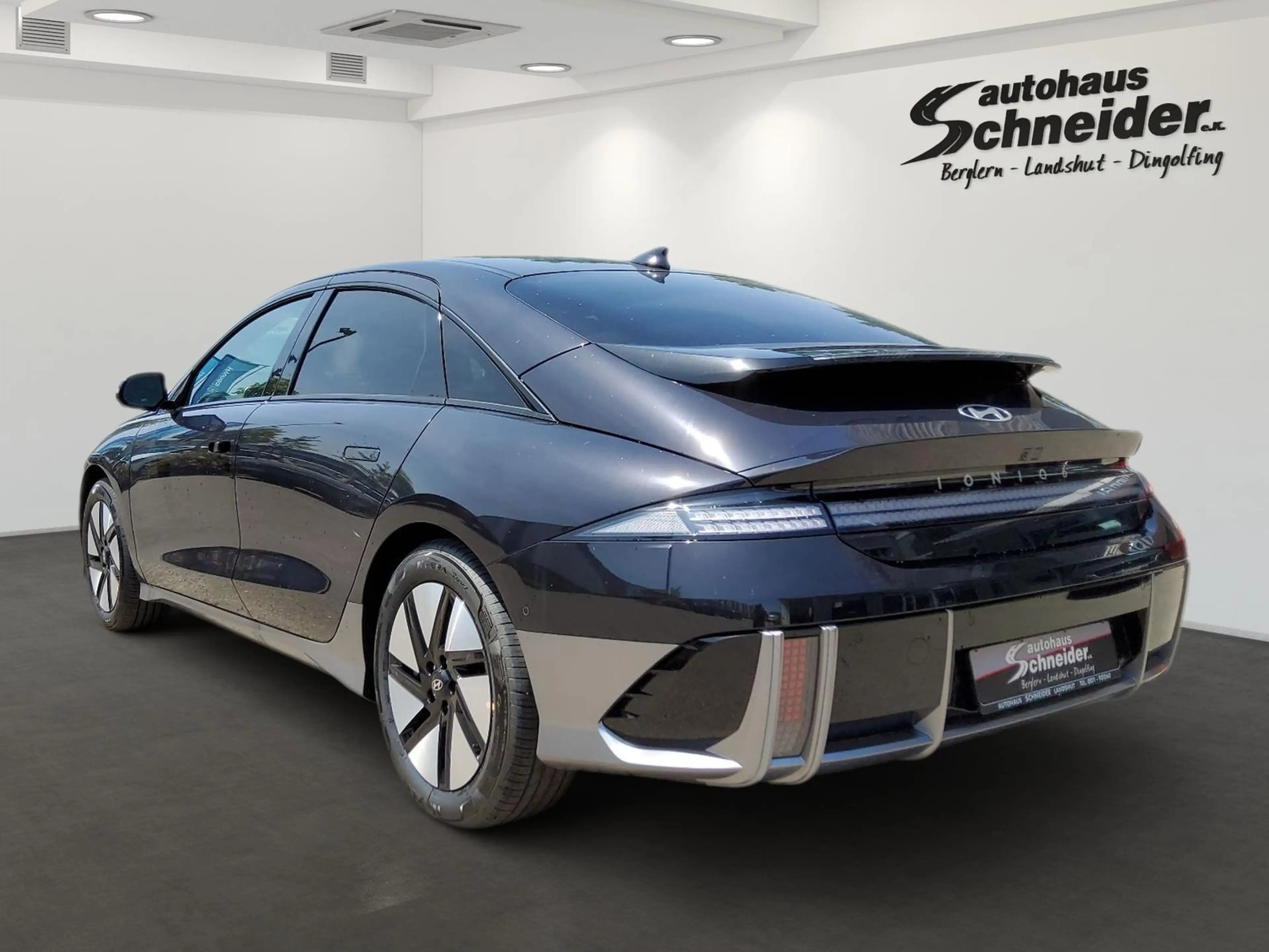 Hyundai IONIQ 6 77,4 kWh DYNAMIQ WÄRMEPUMPE/TOTWINKELWARNER — photo 3