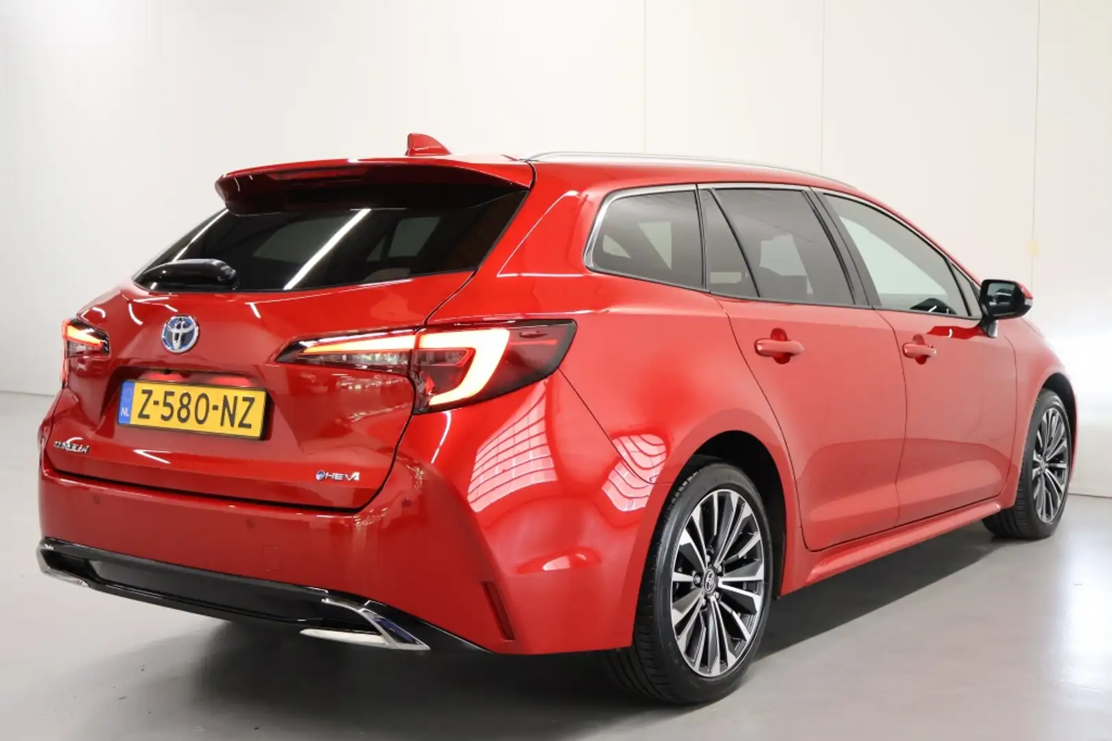 Toyota Corolla Touring Sports Hybrid 140 First Edition Rosso - 2