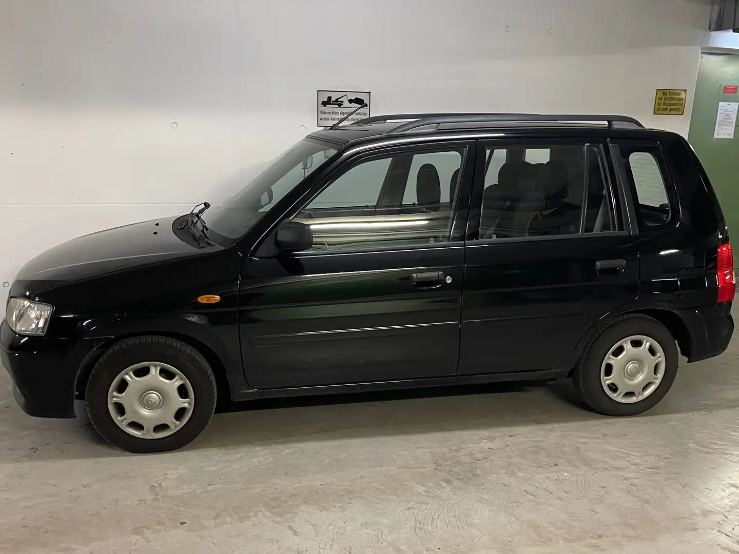 Mazda Demio 1.5 Exclusive Чорний - 1