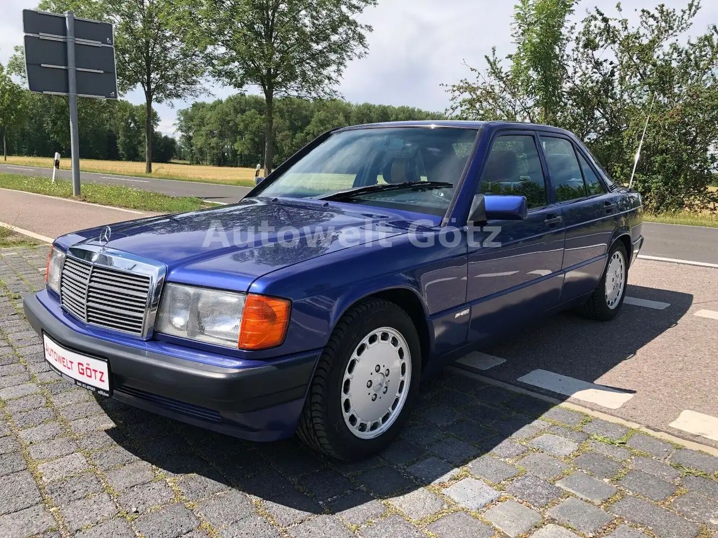 Mercedes-Benz 190 E*2.3*Azzurro*Avantgarde*Sportline*Leder*AHK* Azul - 1