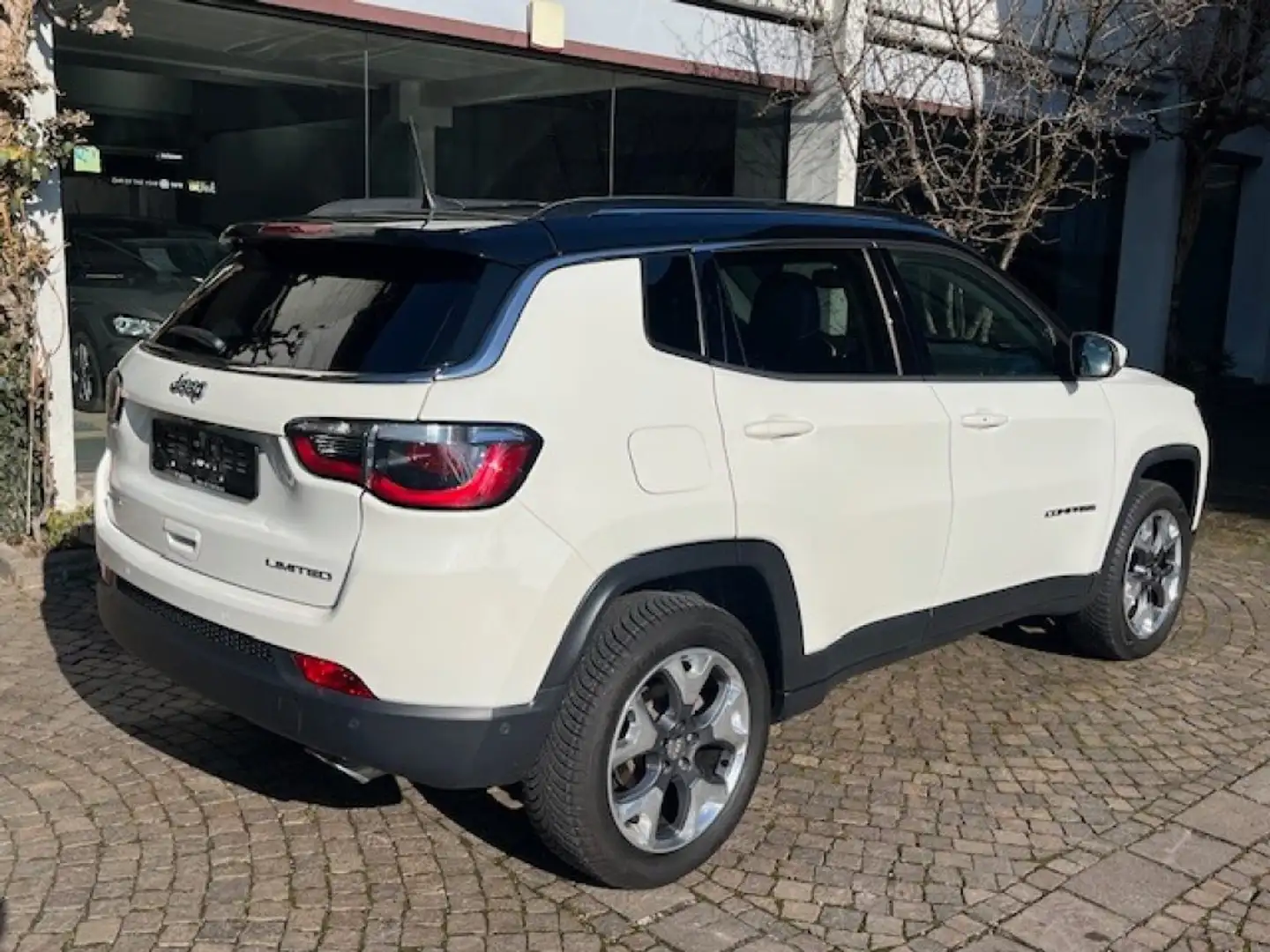 Jeep Compass 1.4 MultiAir Automatica 4WD Limited Bianco - 2