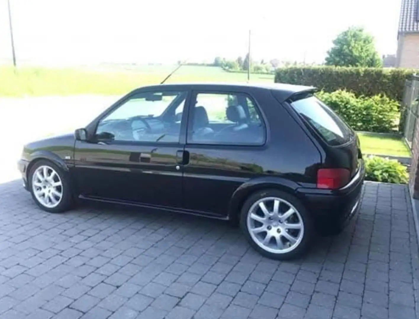 Peugeot 106 1.6i S16 - 1