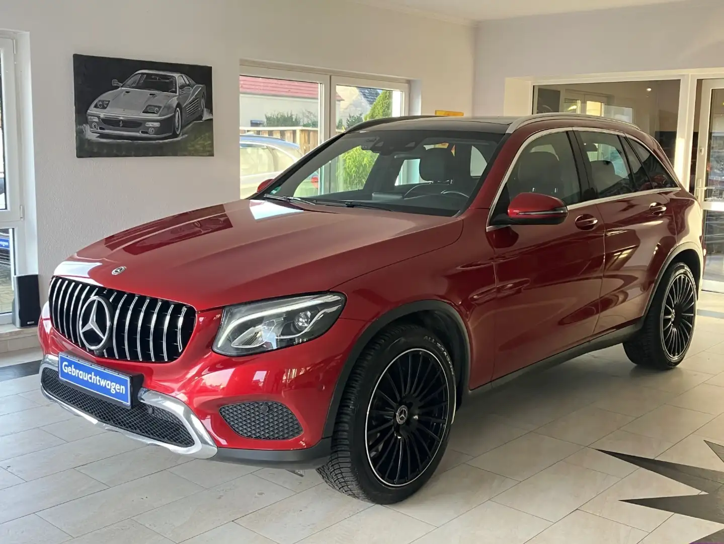 Mercedes-Benz GLC 300 4MATIC 9G-Autom. Luxury Panorama Rouge - 1