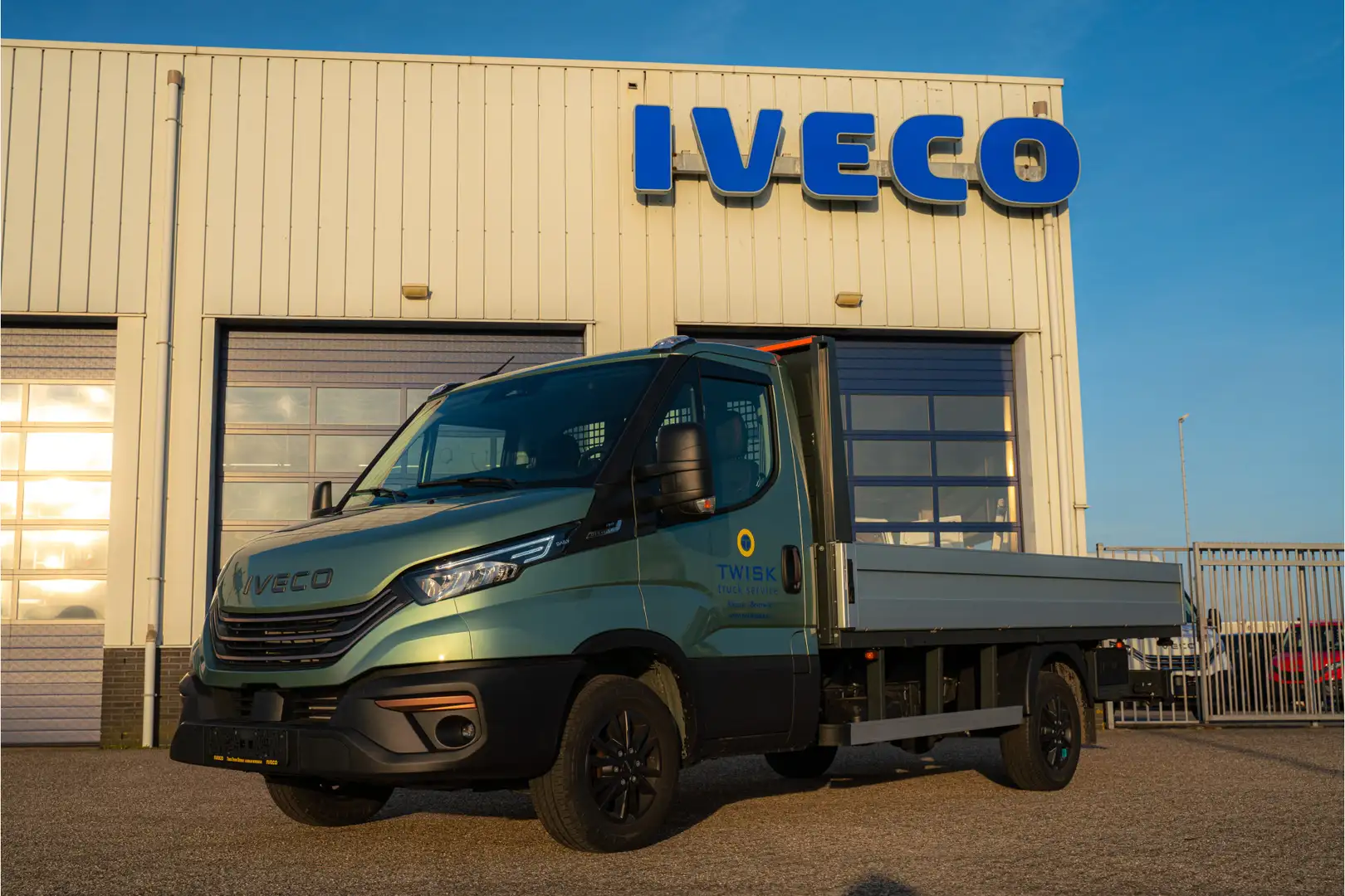 Iveco Daily SPECIAL EDITION 35S16Ha8 BPM VRIJ 2.3 156pk/400nm Groen - 2