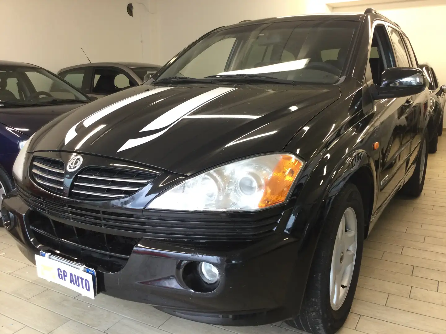 SsangYong Kyron 2.0 xdi Plus Negro - 1