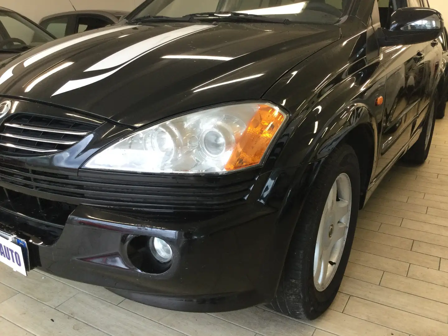 SsangYong Kyron 2.0 xdi Plus Negro - 2