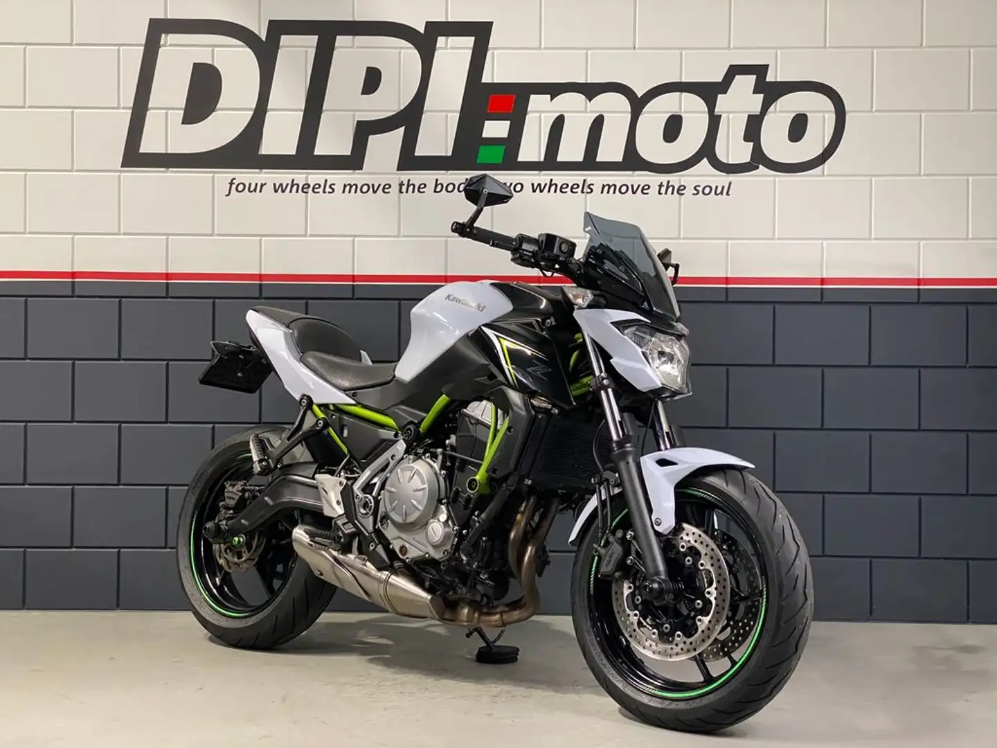 Kawasaki Z 650 ABS Alb - 1