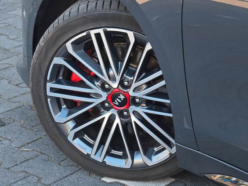 Kia ProCeed / pro_cee'd ProCeed GT (Kamera/Digital Tacho/Alcantara) — photo 14