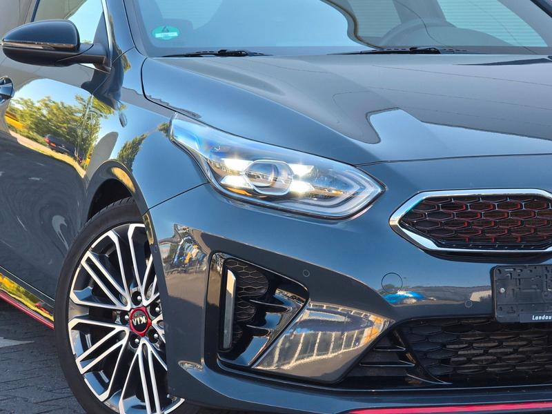 Kia ProCeed / pro_cee'd ProCeed GT (Kamera/Digital Tacho/Alcantara) — photo 2
