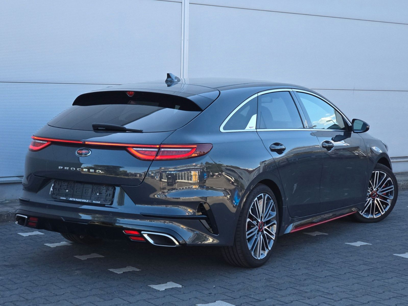 Kia ProCeed / pro_cee'd ProCeed GT (Kamera/Digital Tacho/Alcantara) — photo 15