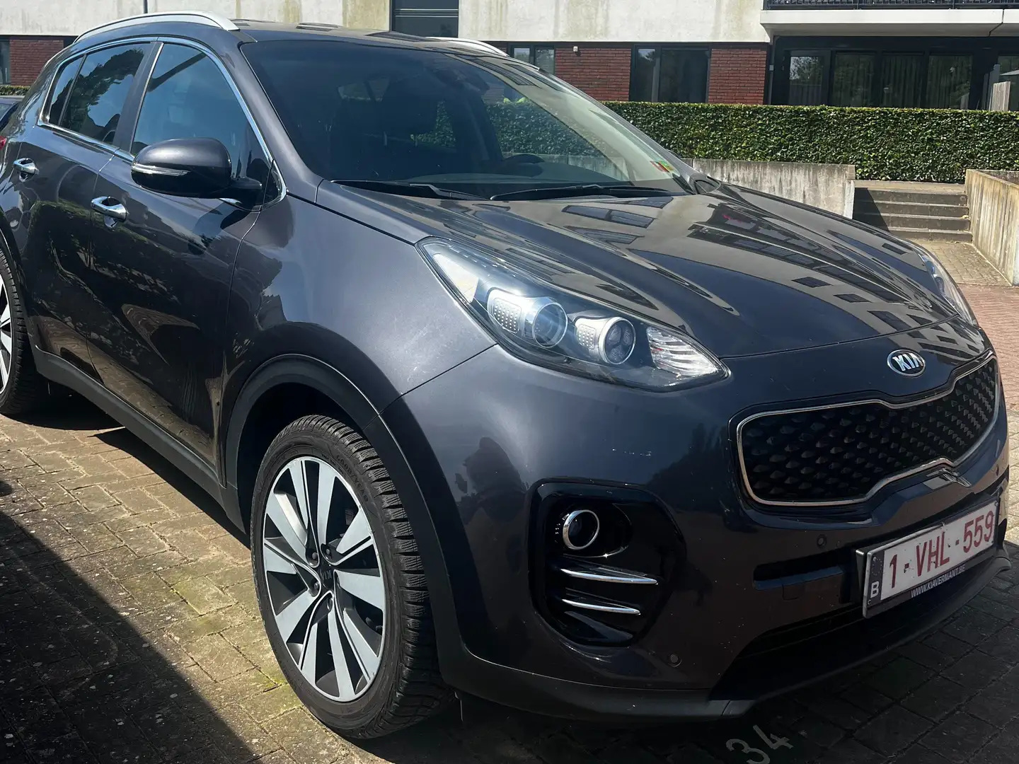 Kia Sportage Sportage 1.7 CRDI 2WDDream-Team Edition Grijs - 2