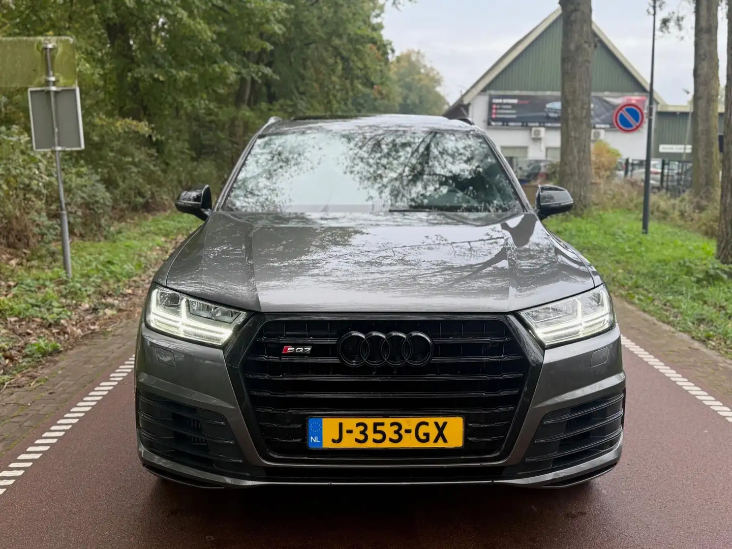 Audi SQ7 4.0 TDI quattro Pro Line + PANO!RS ZETEL!MAT GRIJS Zwart - 2