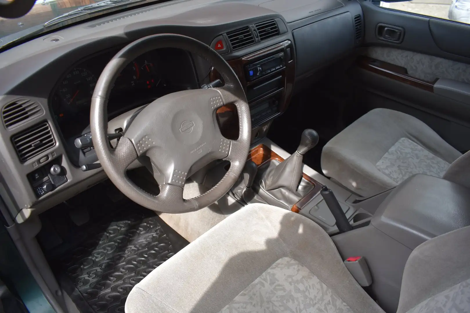 Nissan Patrol GR 3.0 Di Comfort '03 Clima 4X4 Grün - 2