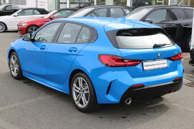 BMW 1 Series view 6