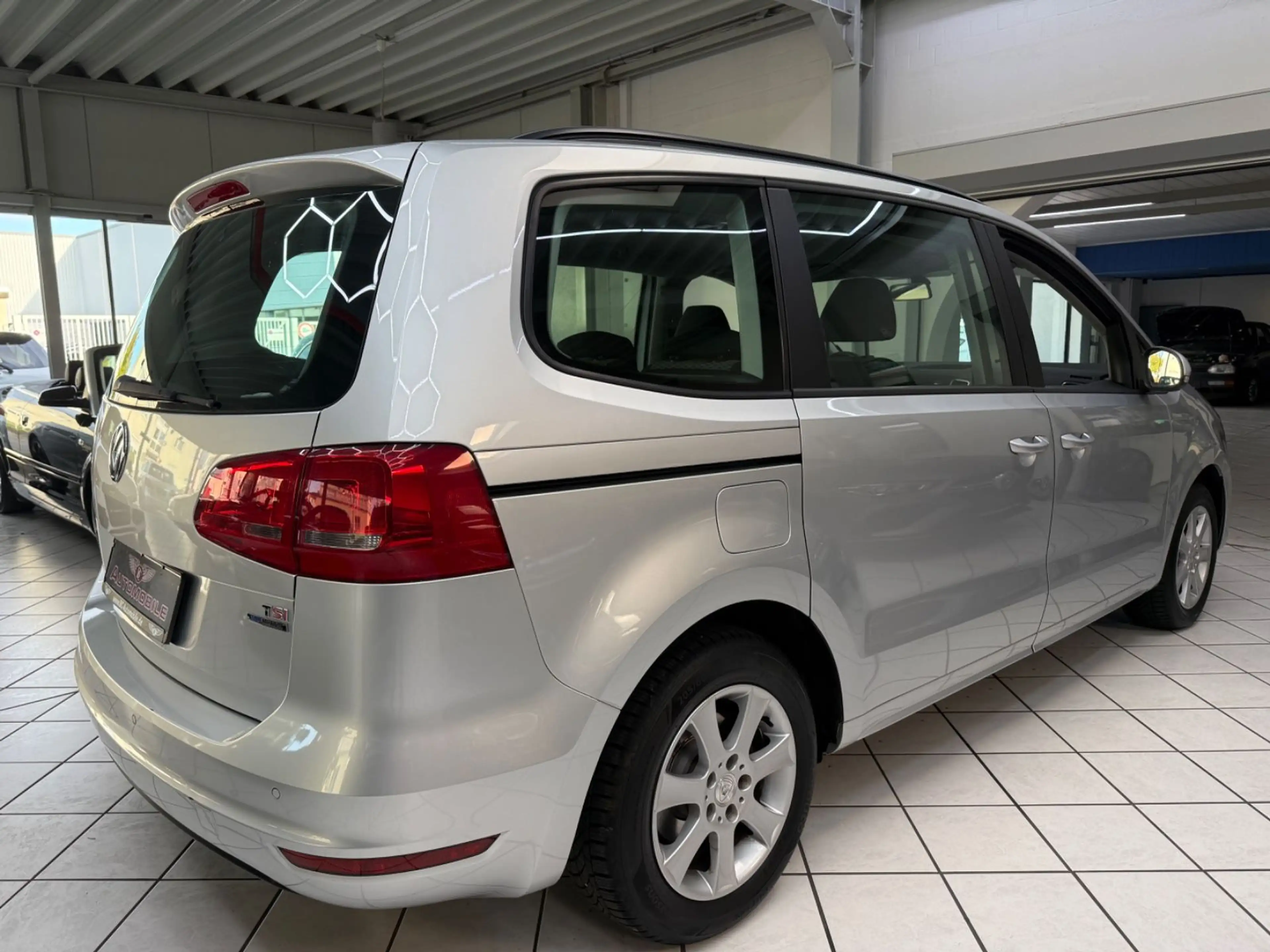 Volkswagen Sharan BMT 1.4 TSI PDC SHZ KLIMA STEUERKETTE NEU — photo 5