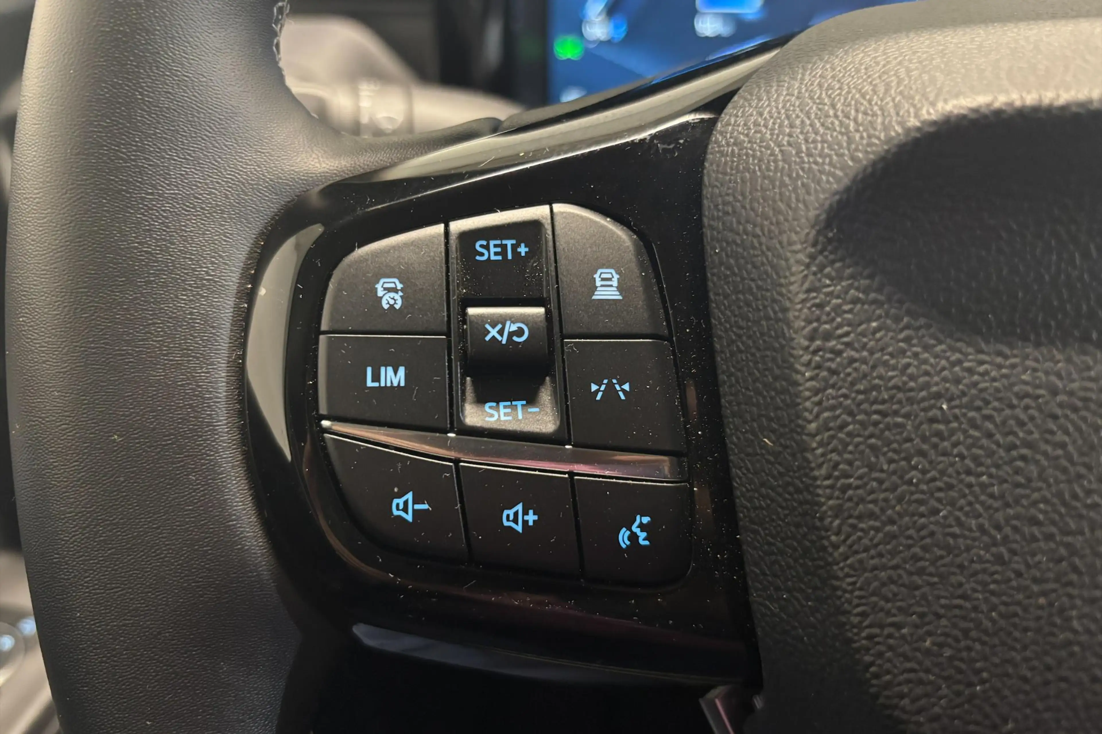 Ford Transit Courier E-Transit Limited 44 kWh Navigatie | Adaptive Crui — photo 14