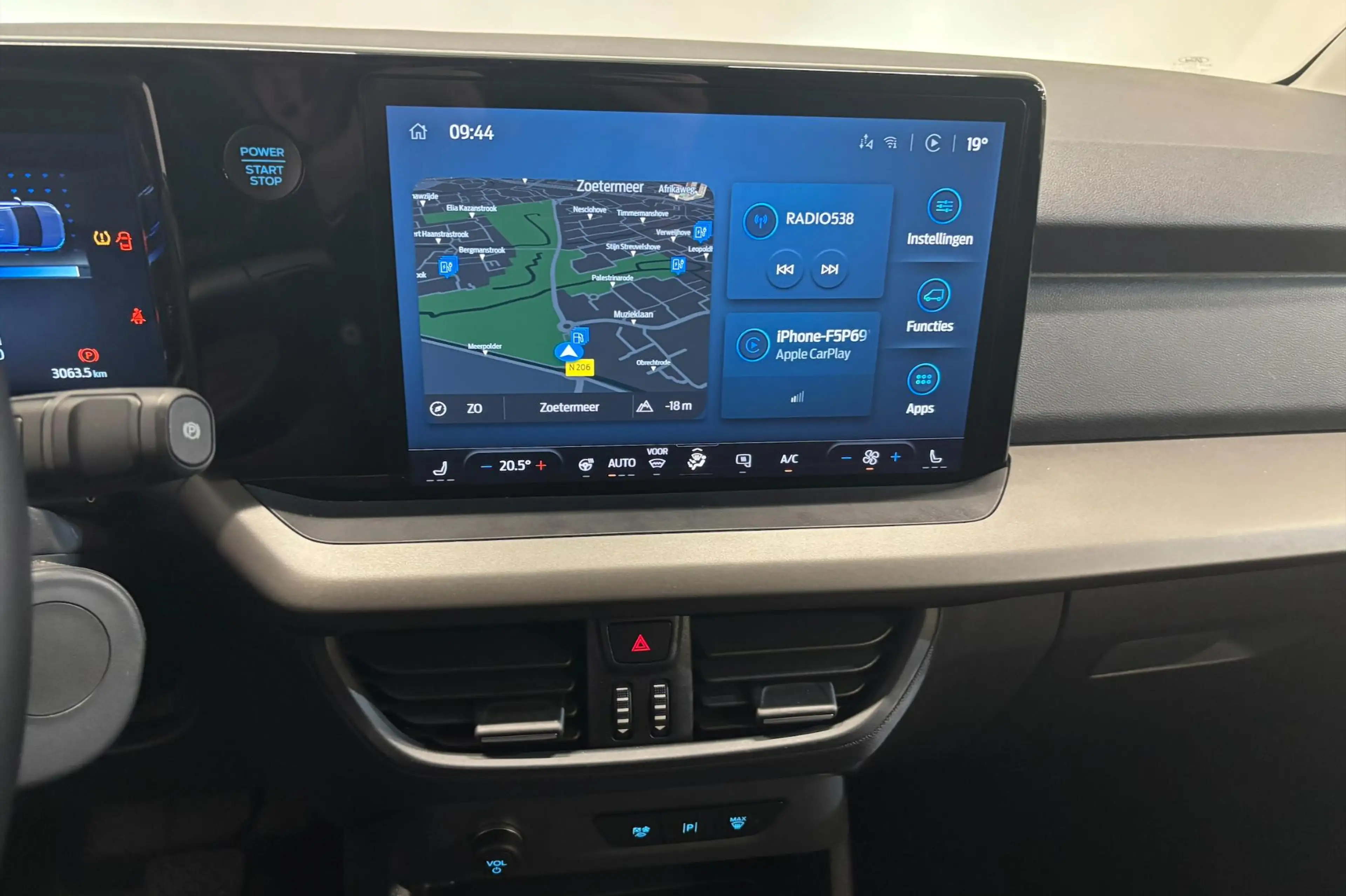 Ford Transit Courier E-Transit Limited 44 kWh Navigatie | Adaptive Crui — photo 10