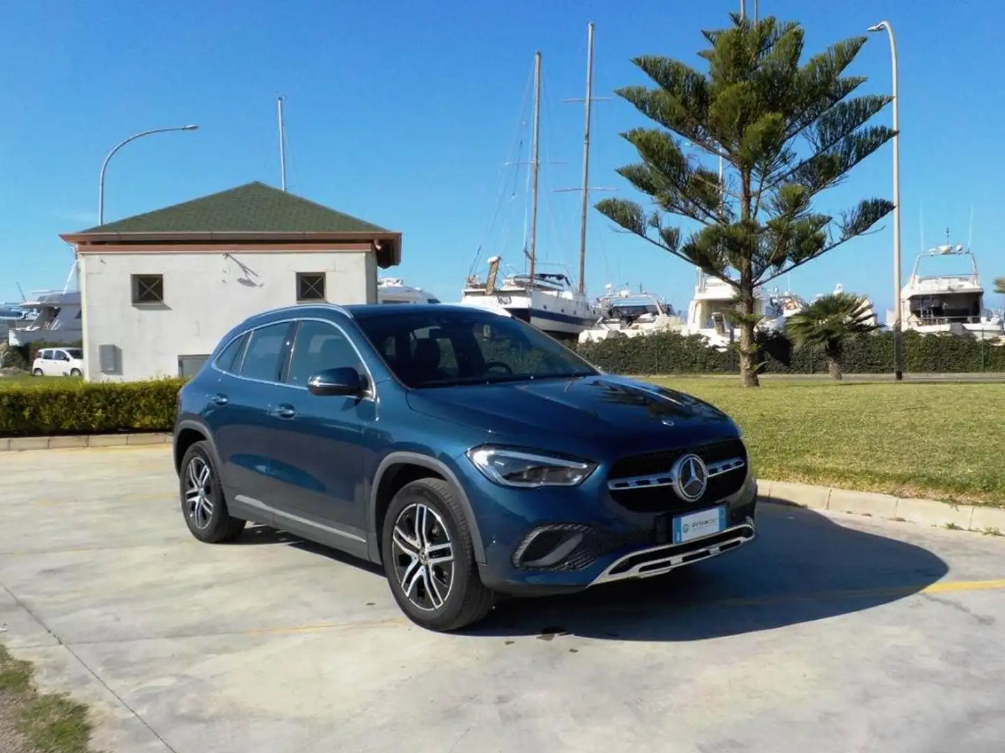 Mercedes-Benz GLA 250 GLA e-PHEV Sport Plus auto Bleu - 1