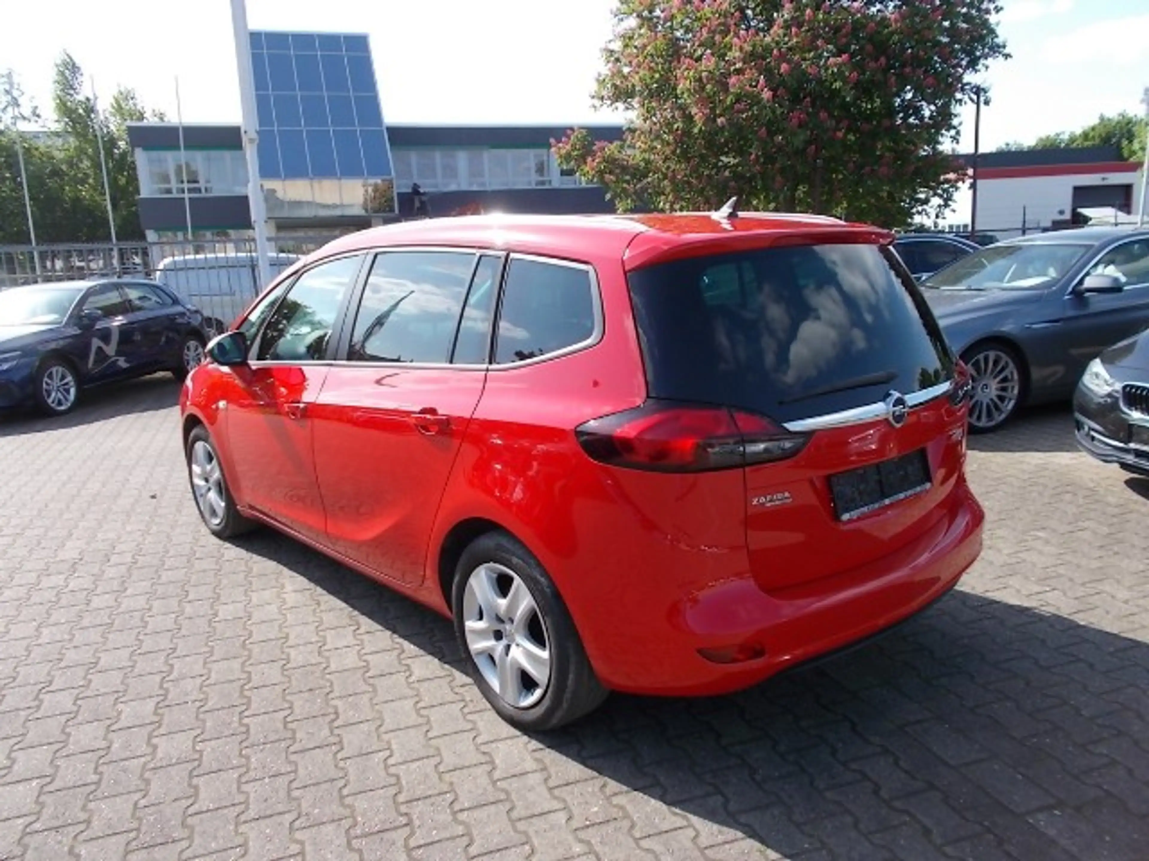Opel Zafira Tourer Edition 1.6 CDTi Navi AHK SHZ, zus. WR — photo 7