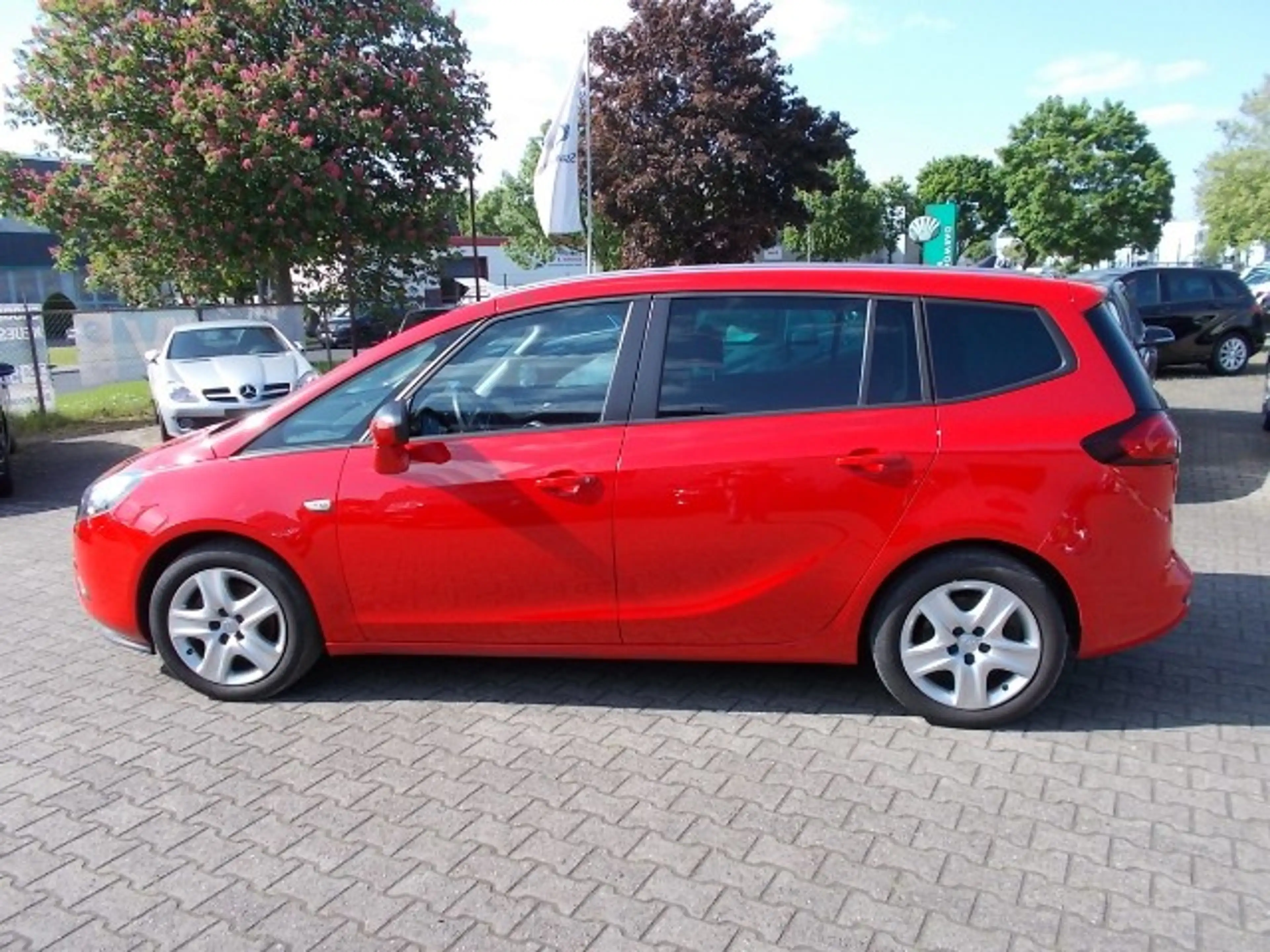 Opel Zafira Tourer Edition 1.6 CDTi Navi AHK SHZ, zus. WR — photo 8