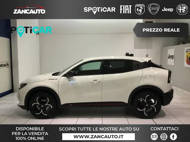 Alfa Romeo Junior BEV 156CV/115kW elettrica SPECIALE