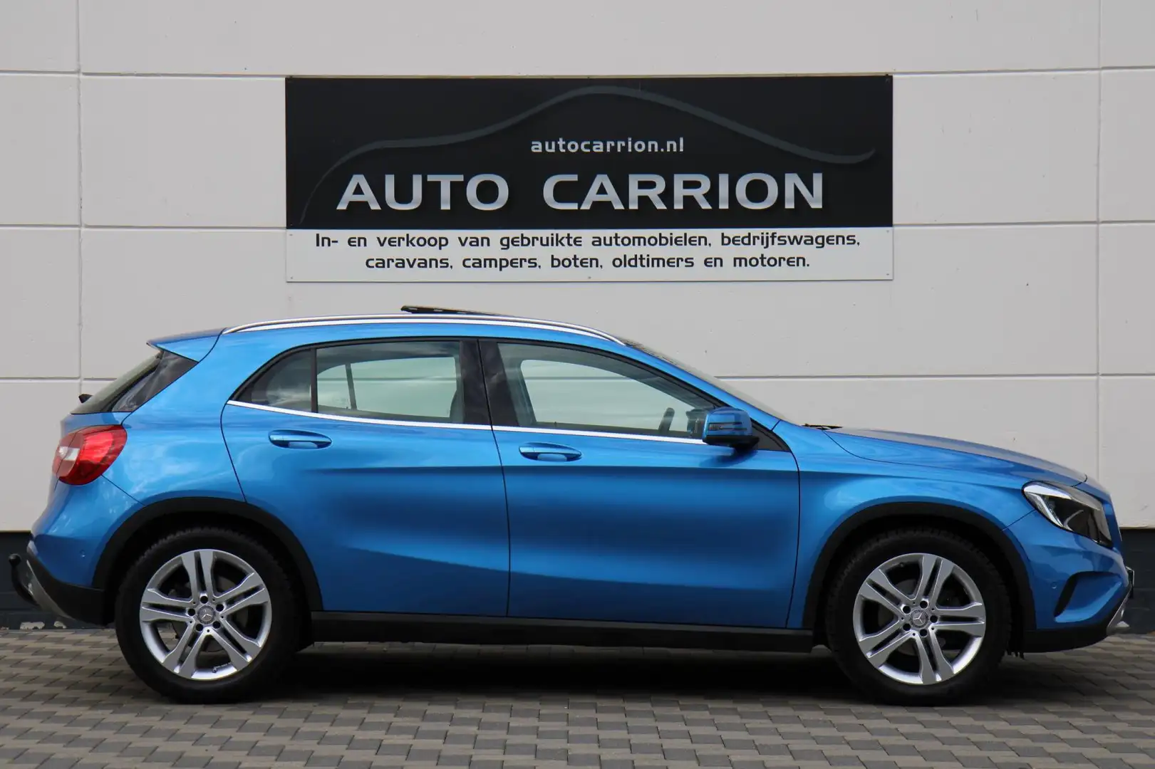 Mercedes-Benz GLA 200 Pano Half-Leder Cruise Trekhaak!! Blauw - 2