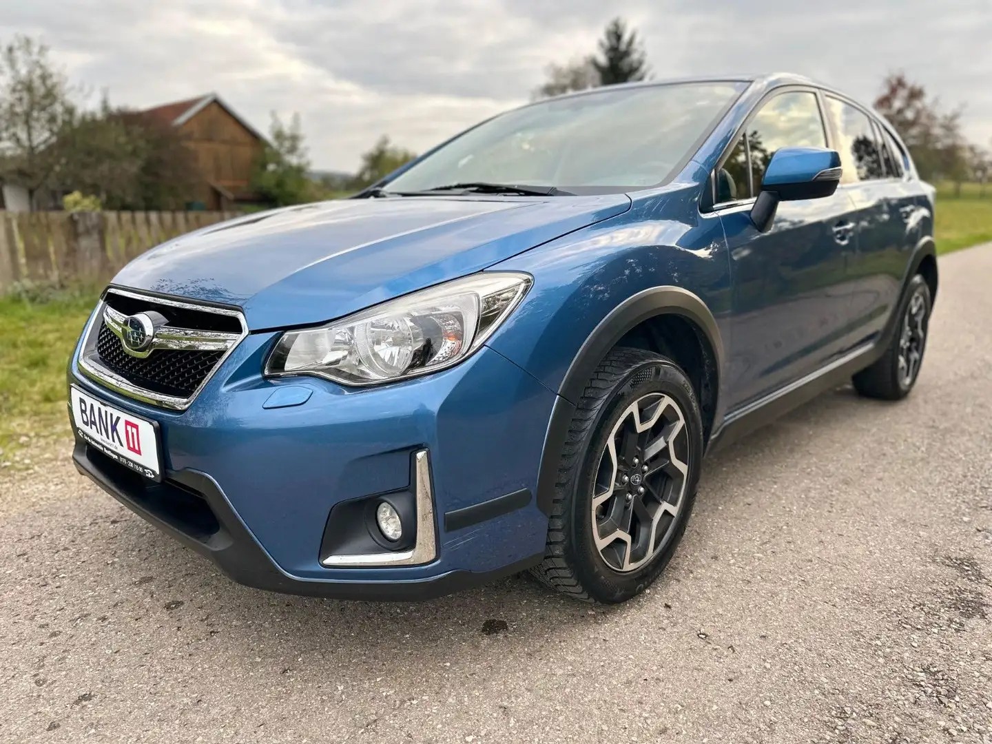 Subaru XV Exclusive*AWD*Navi*Kamera*Temp*SHZ*SD*EU6*TOP Blau - 2