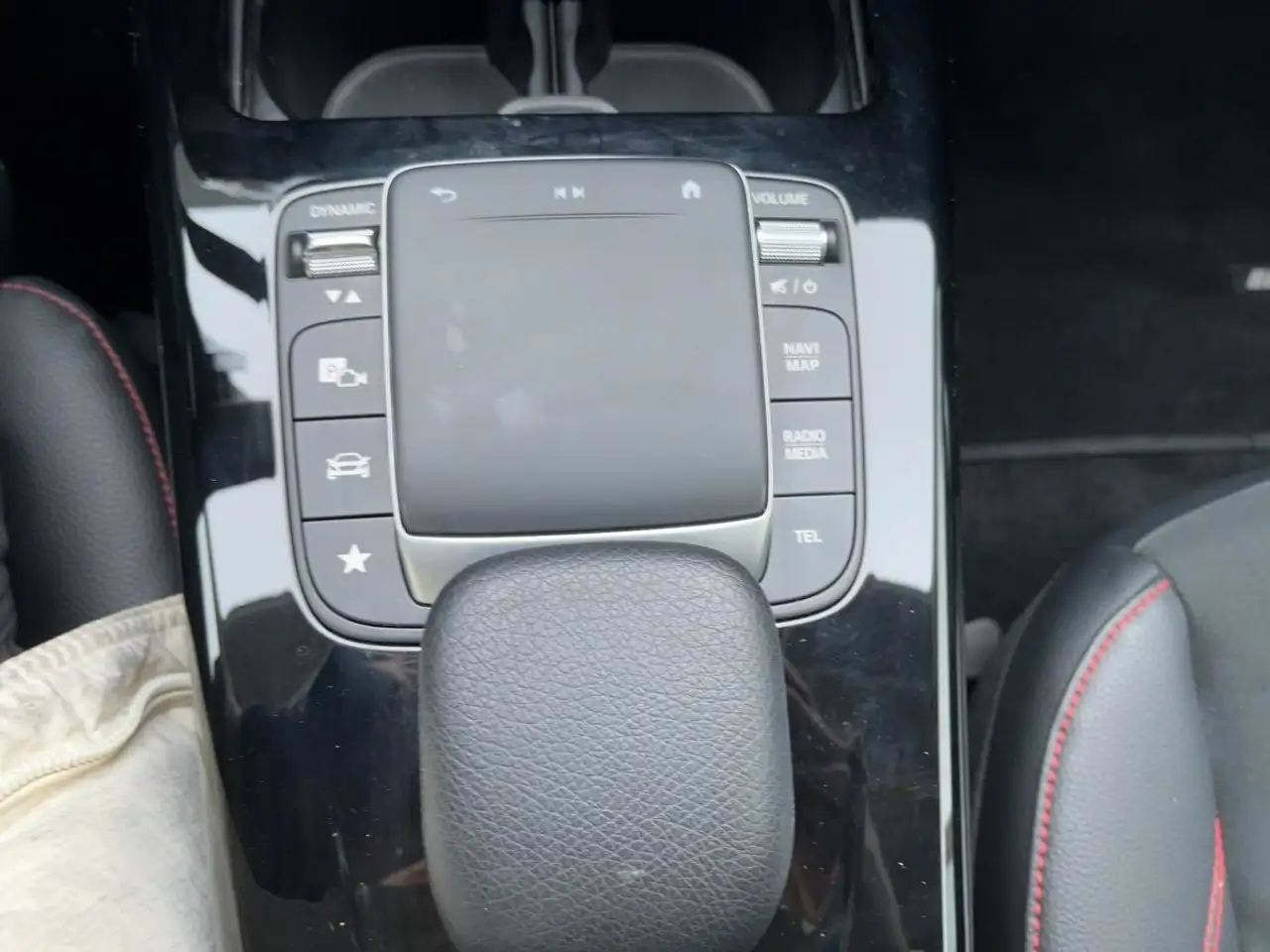 Mercedes-Benz A-Class d 4M AMG MULTIBEAM+NAV+SHZ+RFK+GRA+AHK+DAB, миниатюра 17