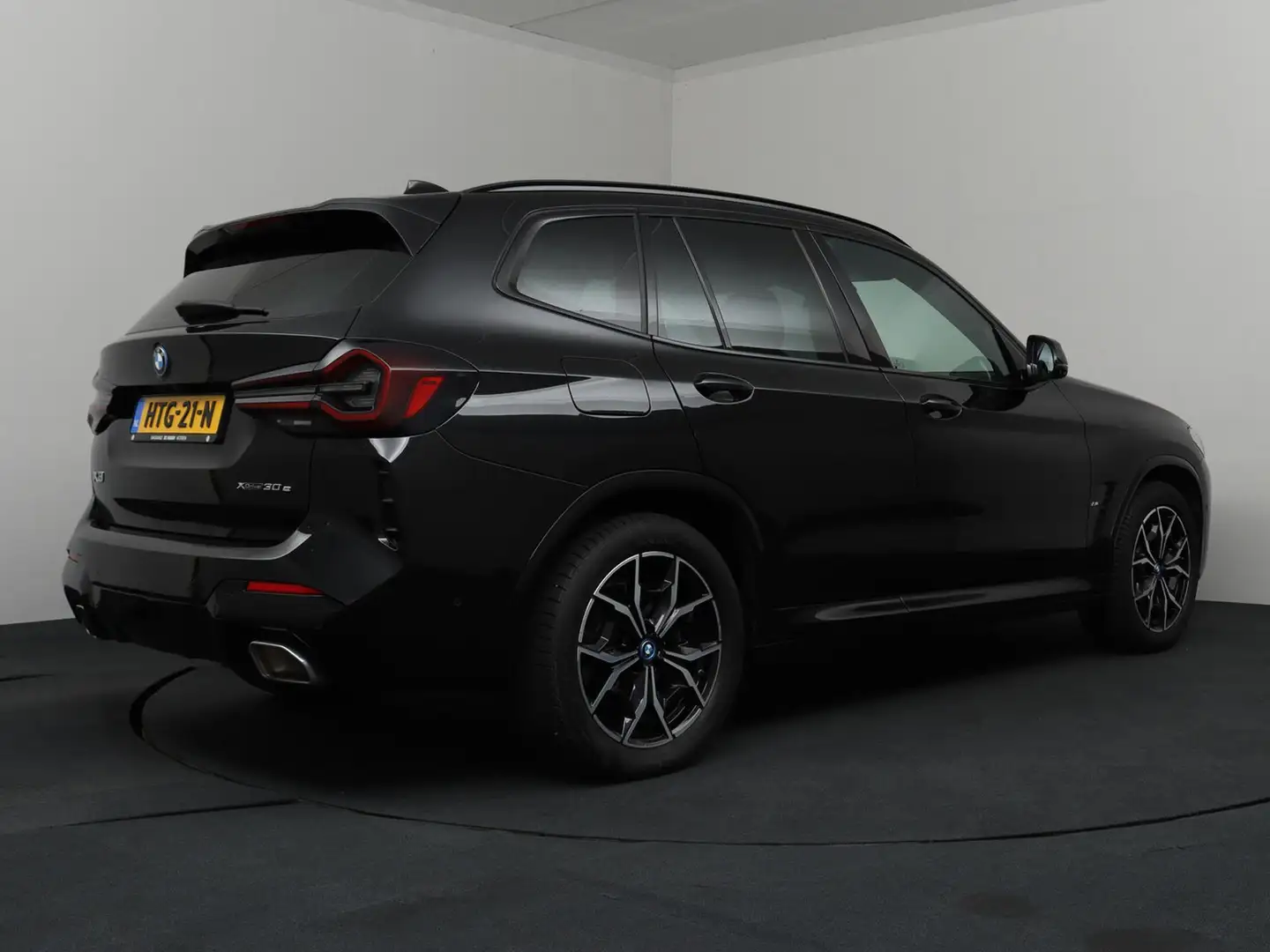 BMW X3 xDrive30e High Executive | M-Pakket | Adaptief Cru Negro - 2