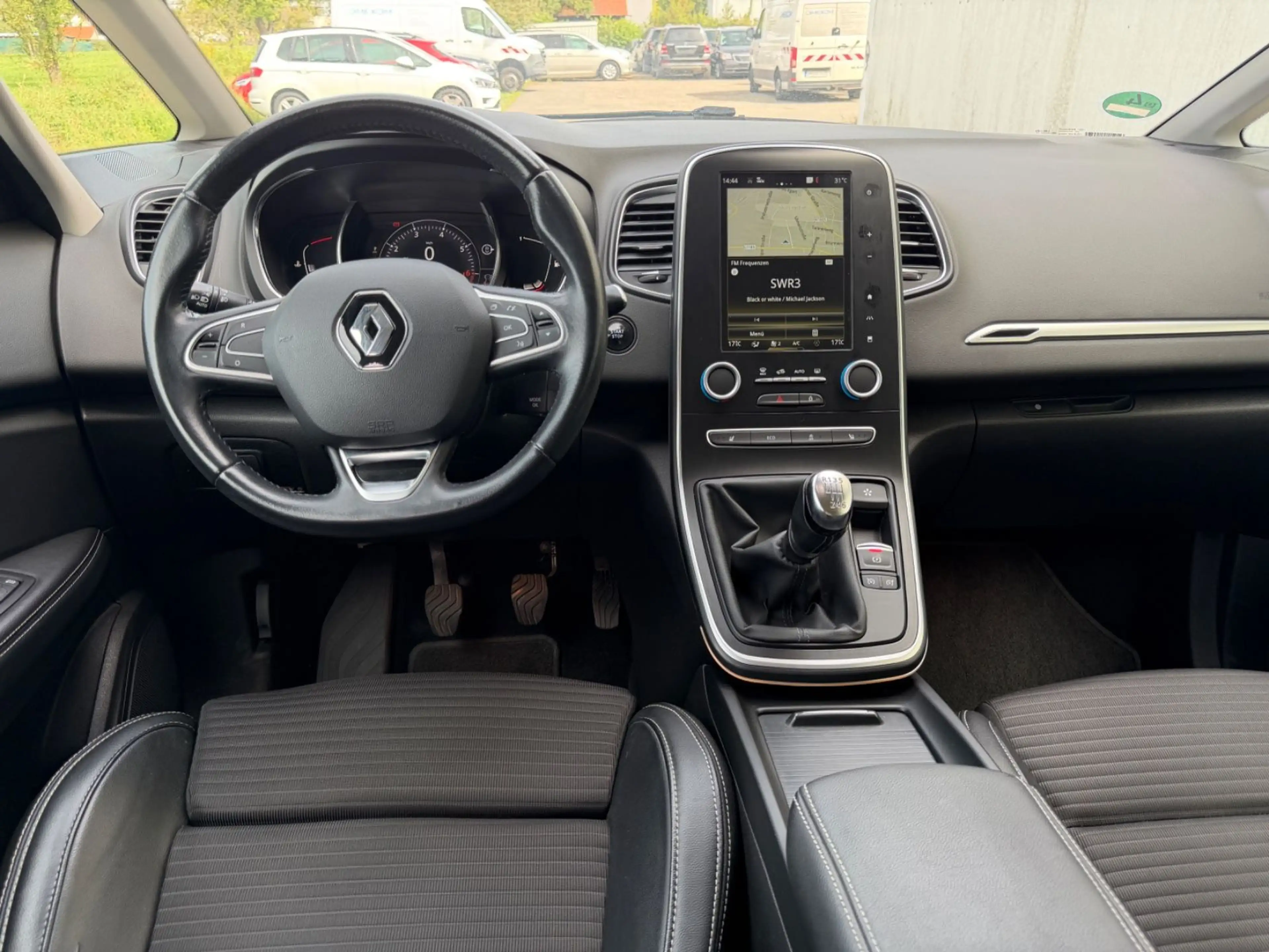 Renault Grand Scenic *NAVI*SPUR*MASSAGE* — photo 13