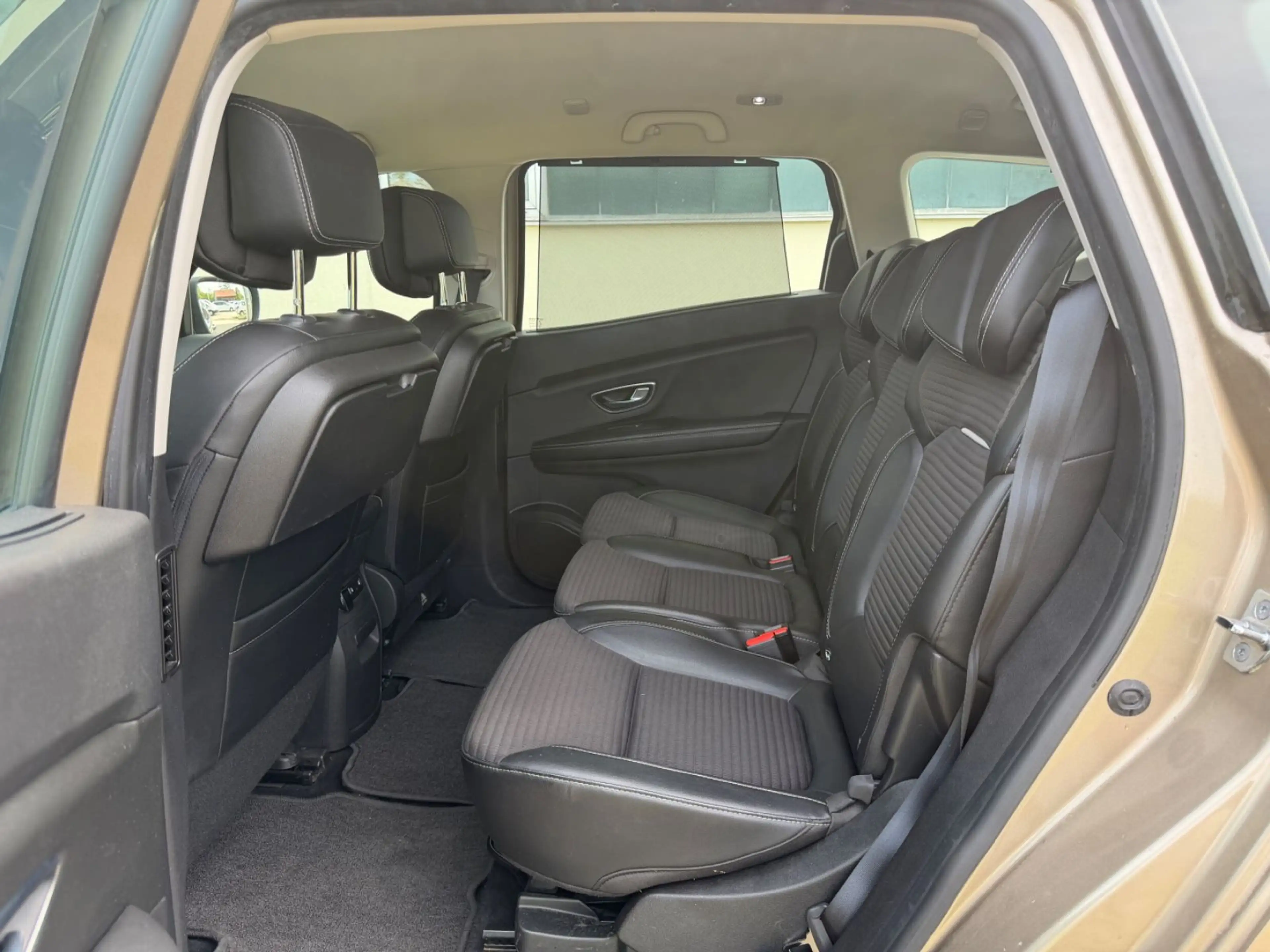 Renault Grand Scenic *NAVI*SPUR*MASSAGE* — photo 12