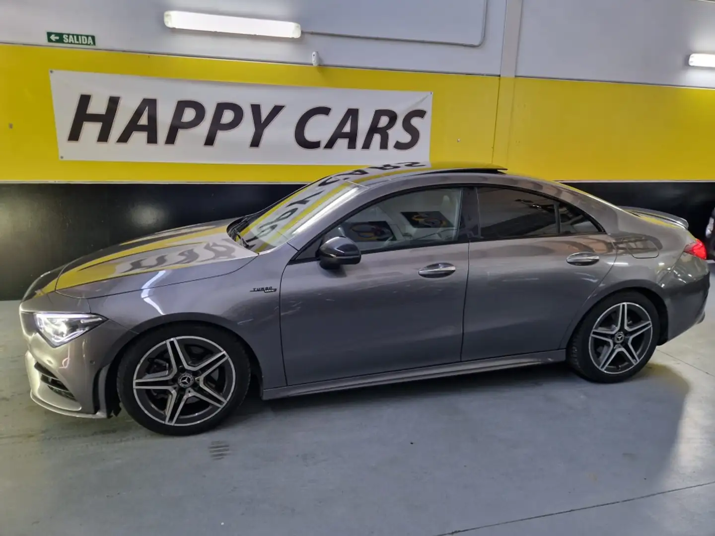 Mercedes-Benz CLA 200 7G-DCT Gris - 1