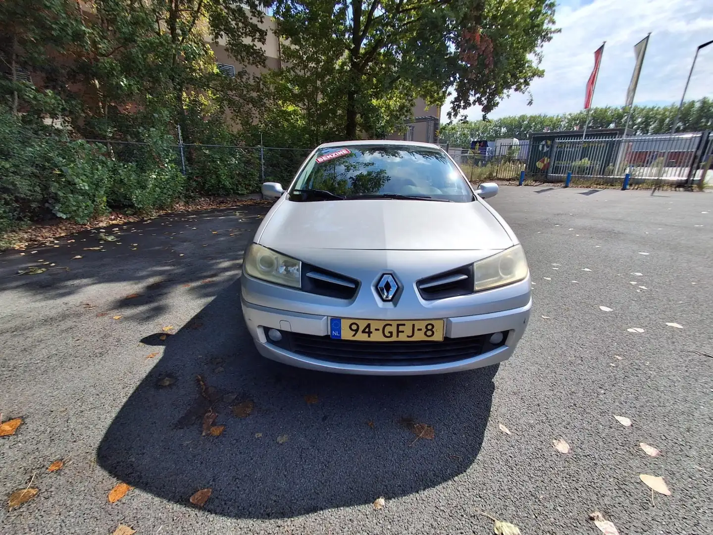 Renault Megane 1.6-16V Business Line LEUKE AUTO RIJDT EN SCHAKELT Grijs - 2