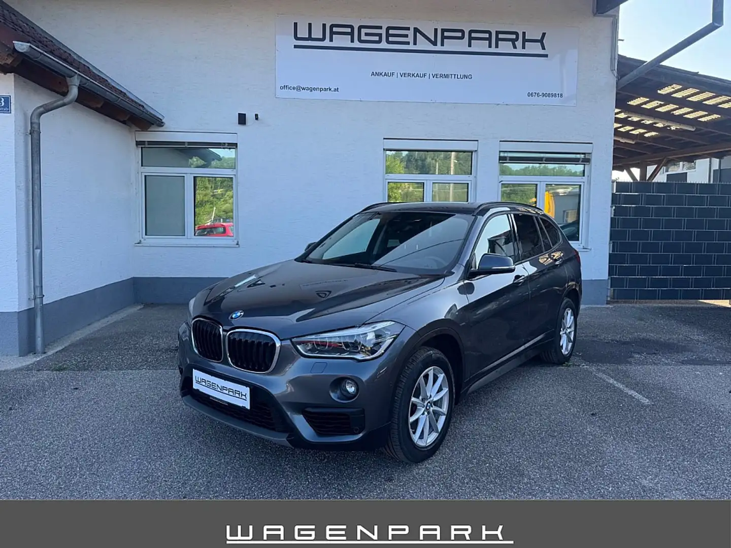 BMW X1 2.0 SDRIVE 18D Advantage*HEADUP*NAVI*1.Besitz* Grau - 1
