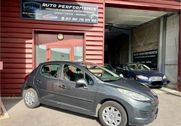 1.4 i 75 cv climatisation 2010 ct ok