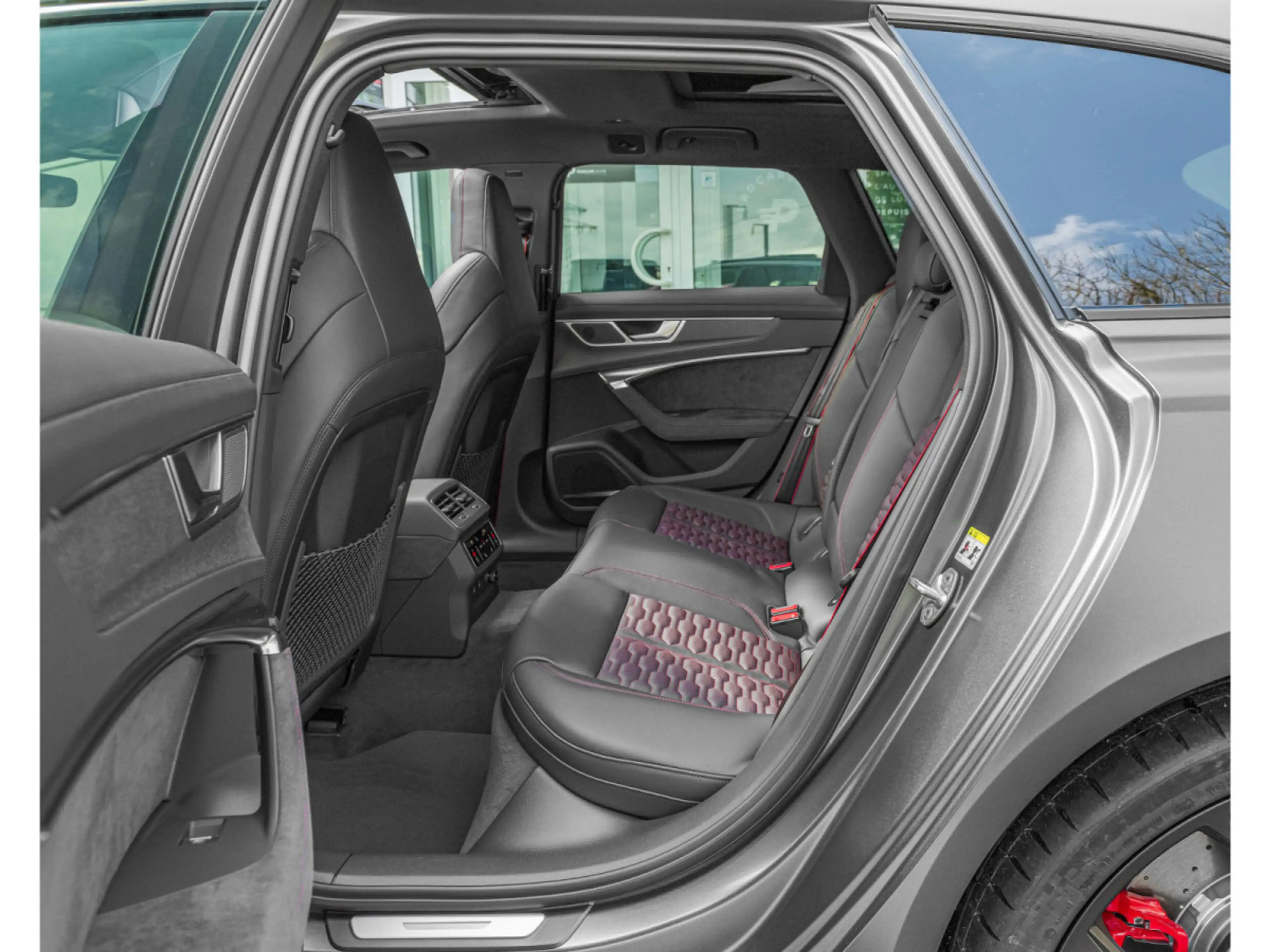 Audi RS6 RS6 Avant PERFORMANCE 4.0 TFSI quattro/22/PANO/KEY — photo 7