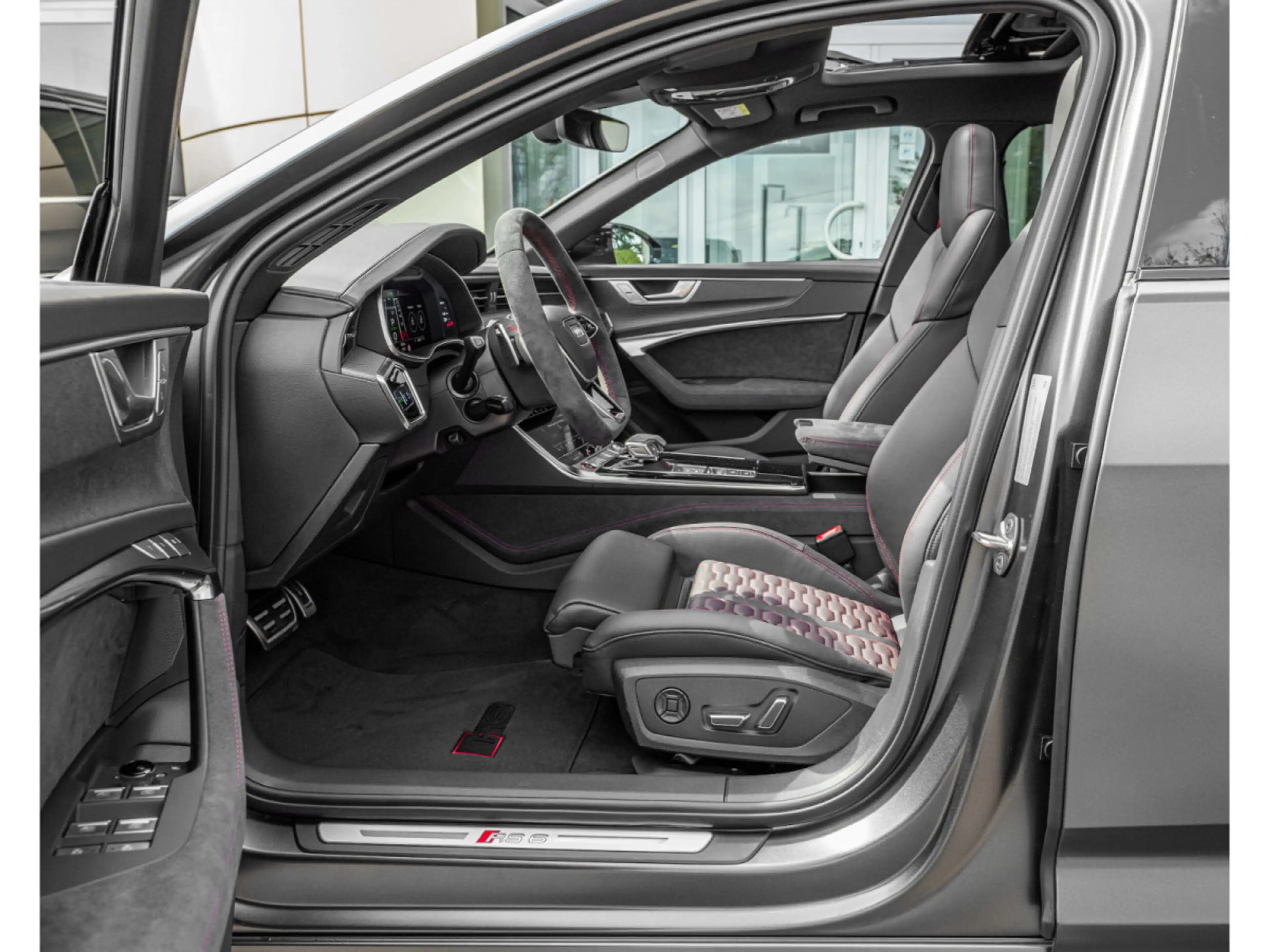 Audi RS6 RS6 Avant PERFORMANCE 4.0 TFSI quattro/22/PANO/KEY — photo 5